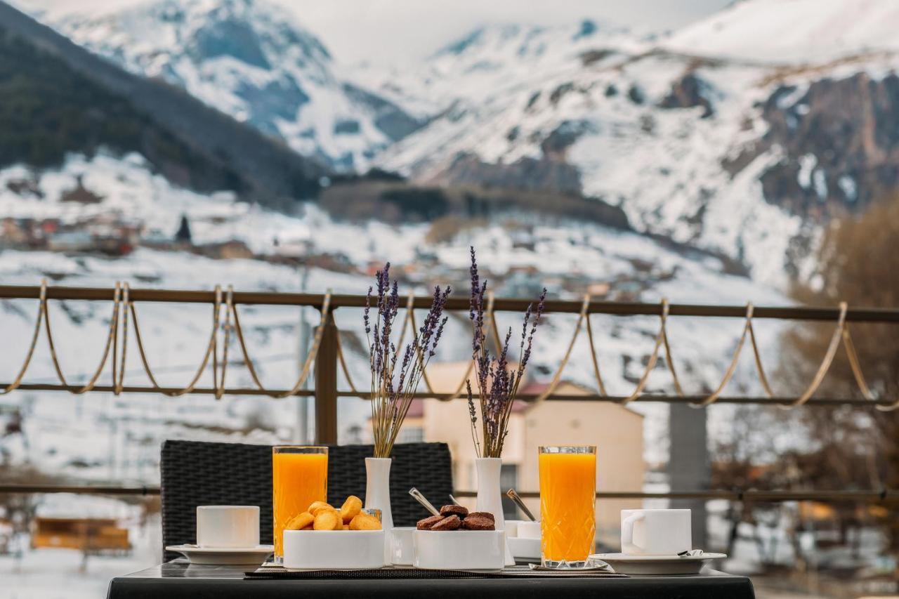 Porta Caucasia Kazbegi Dış mekan fotoğraf